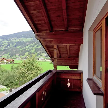 Beautiful In Zillertal شقة